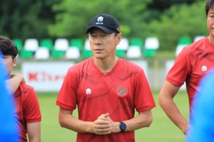 Shin Taeyong Kepada Tim Nasional Indonesia