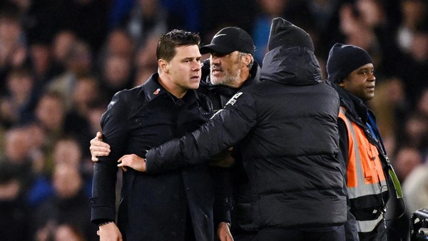 Pochettino Meminta Maaf Karena Tidak Menjabat Tangan Guardiola